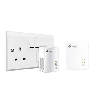 TP-Link 1-Port Gigabit Powerline Starter Kit Data transfer speed Up To 1000 Mbps Ideal for HD/3D/4K video streaming & Online Gaming(for Wired Only) No Configuration required (TL-PA7017 KIT)