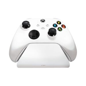 Razer Universal Quick Charging Stand - Charger for Xbox Controllers (Universal Compatibility Magnetic Contact System Matches Your Controller One-handed Navigation) White