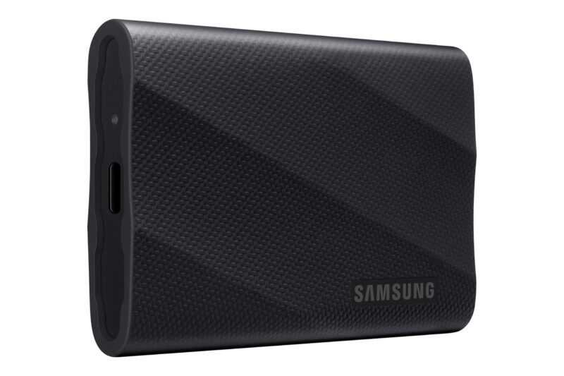 Samsung T9 Portable SSD 2TB Up to 2000MB/s USB 32 Gen 2x2 External Solid State Drive 3 m drop resistant for Creative professionals YouTubers Content creators Mac compatible MU-PG2T0B, photo 1 of 1