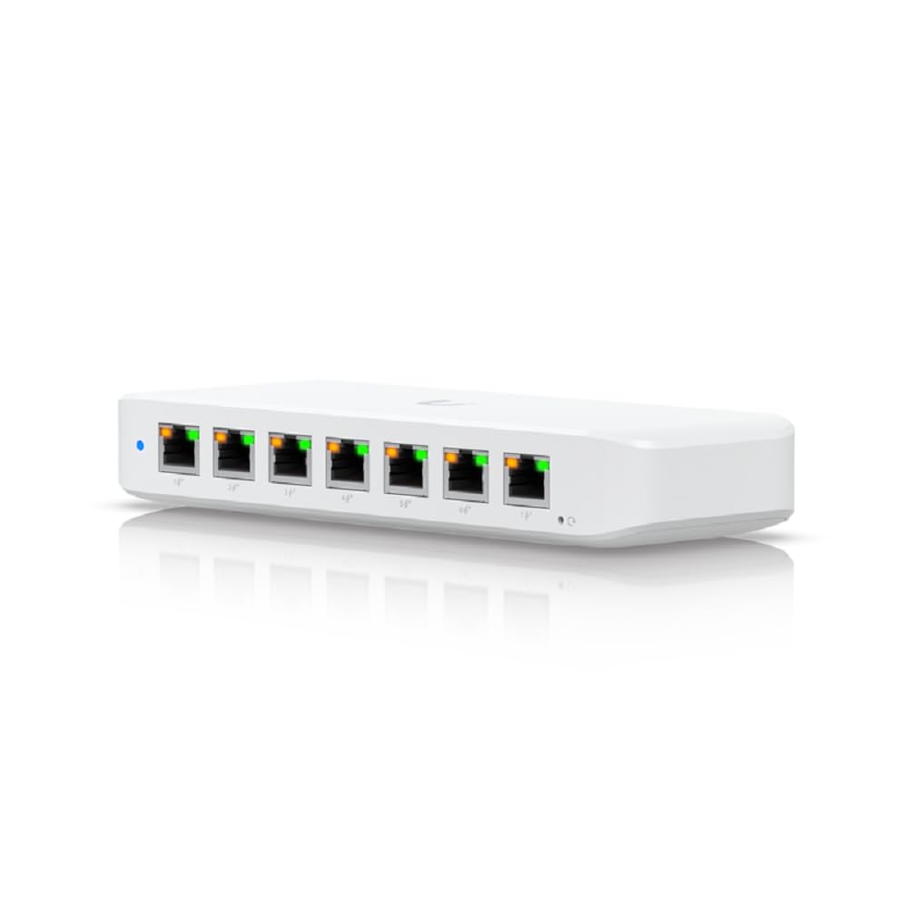 UBIQUITI Switch 8G PoE 210W 8x101001000 PoE
