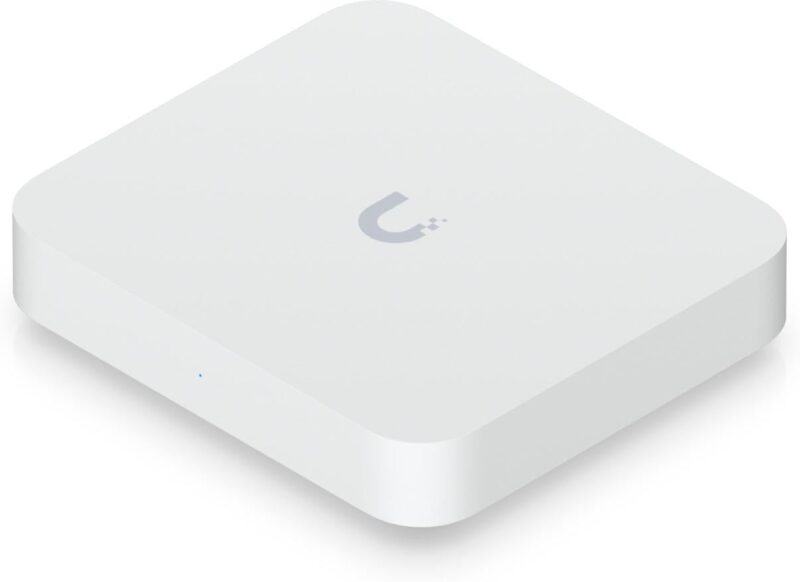 UBIQUITI UniFi Gateway Pro MultiGiga 5x100100025G  Firewall 15Gbps, photo 1 of 1